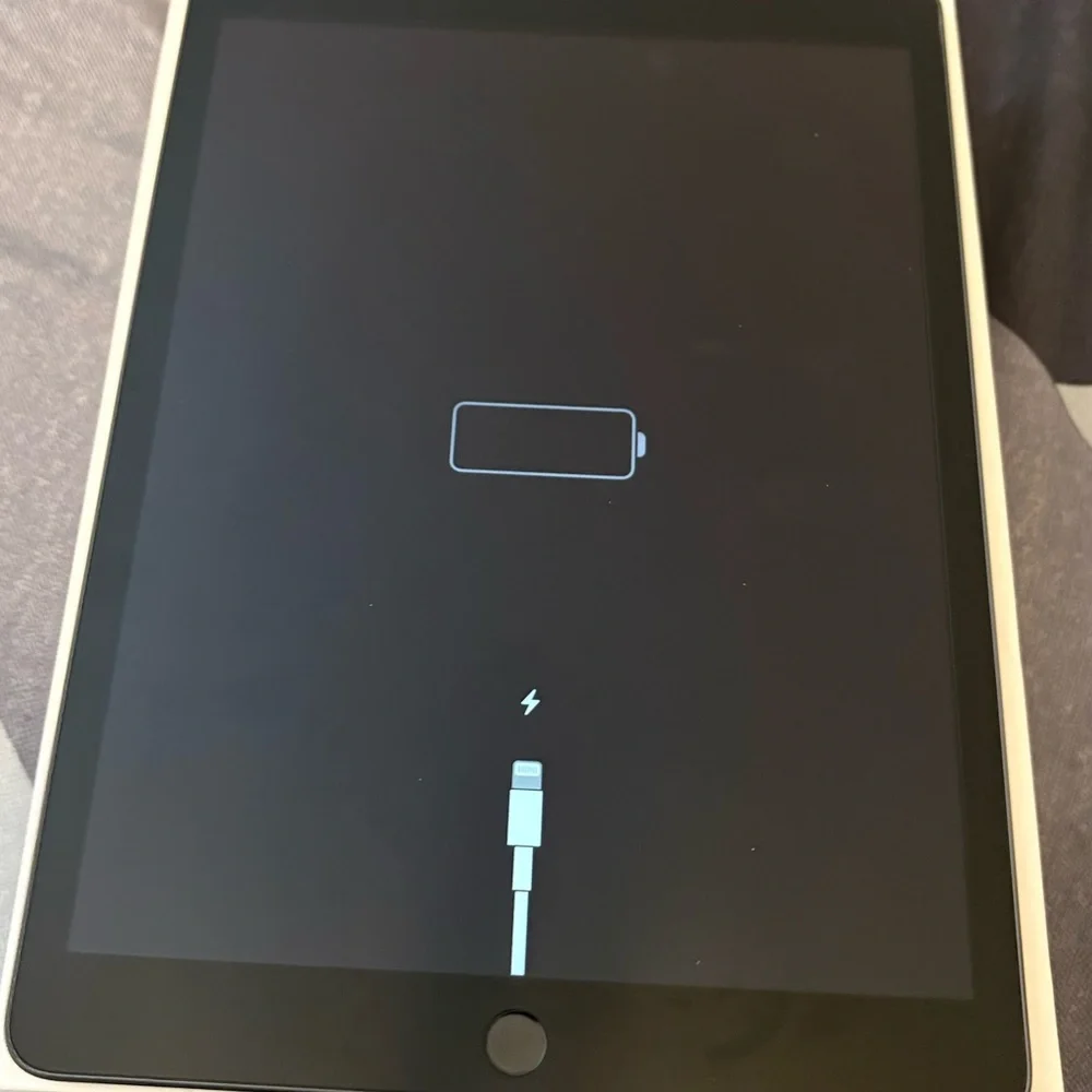 Apple iPad (9th Generation) Space Gray Wi-Fi 64GB